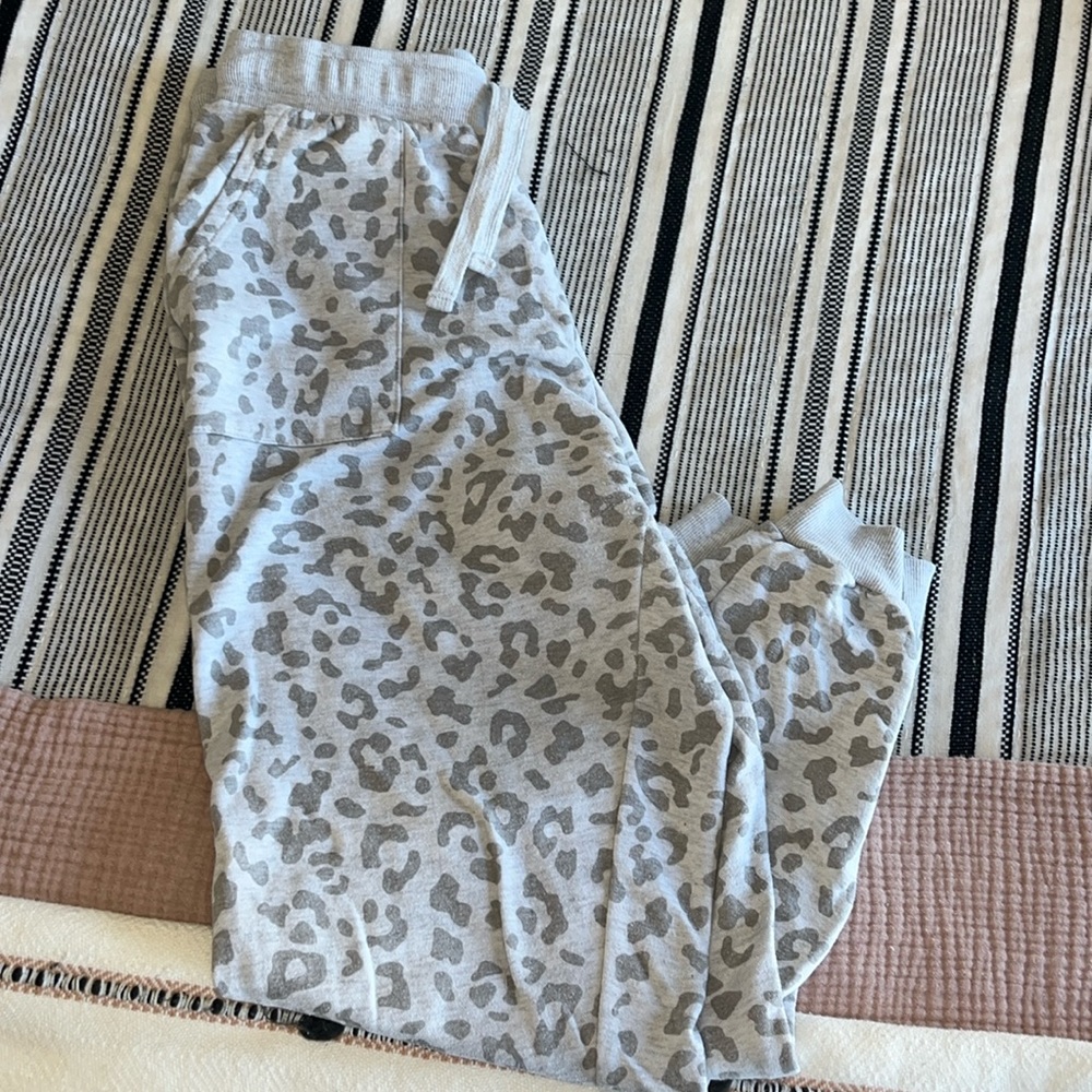 Gray/Grey Cheetah Print Sweatpants